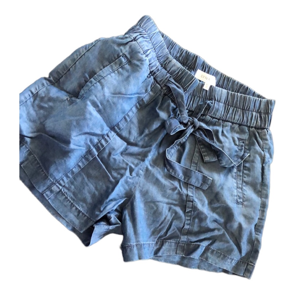 Dynamite Paperbag Denim Shorts Size Small.